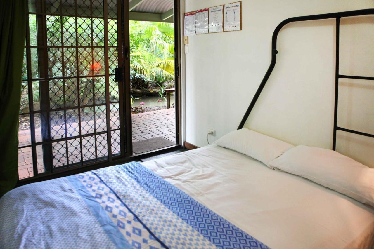 โคโลเนียล วิลเลจ แอนด์ ทัวร์ส Hostel เฮอร์วีย์เบย์ ภายนอก รูปภาพ
